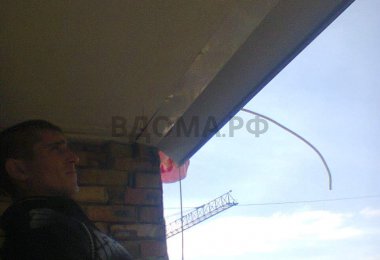 Монтаж роллет на двенадцатом этаже новостройки в Гурзуфе
